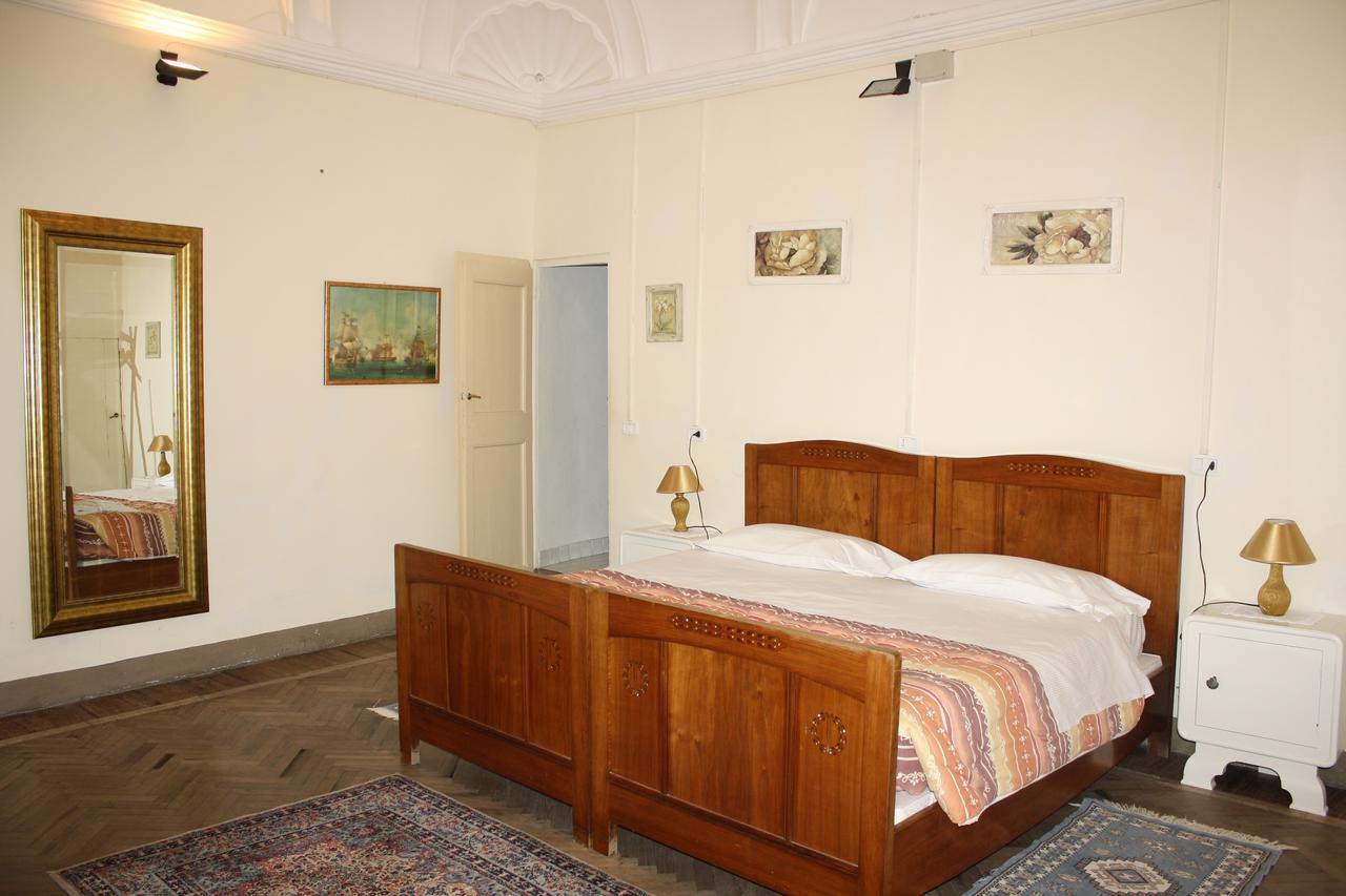 Il Cortegiano Hotel Urbino Bagian luar foto