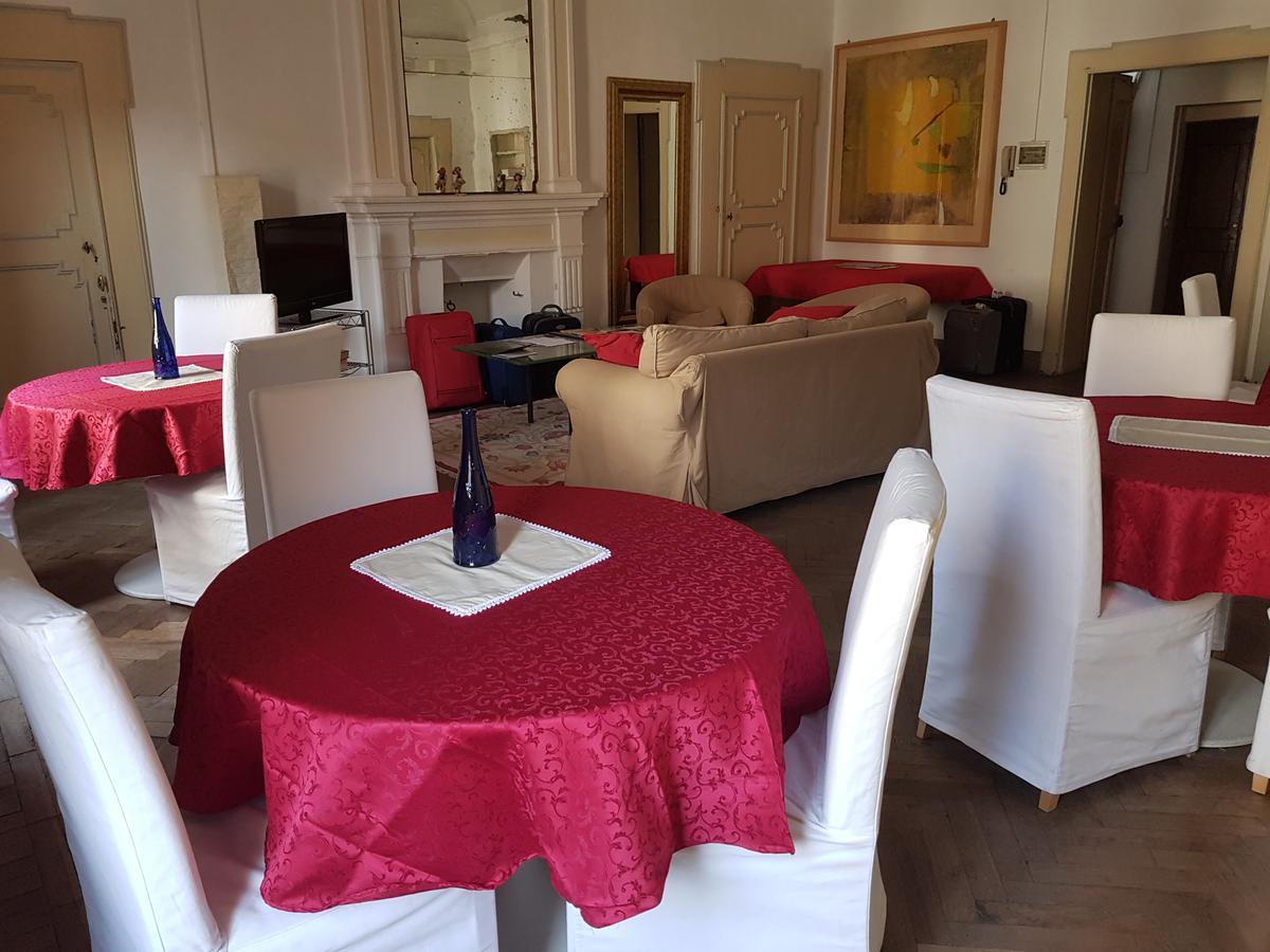 Il Cortegiano Hotel Urbino Bagian luar foto